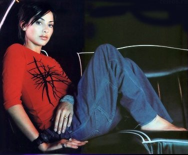   (Natalie Imbruglia)