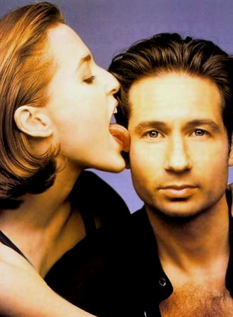   (David Duchovny)