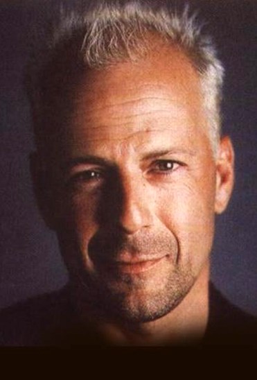   (Walter Bruce Willis)