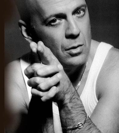   (Walter Bruce Willis)