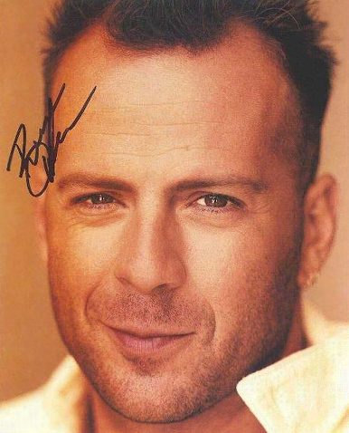   (Walter Bruce Willis)